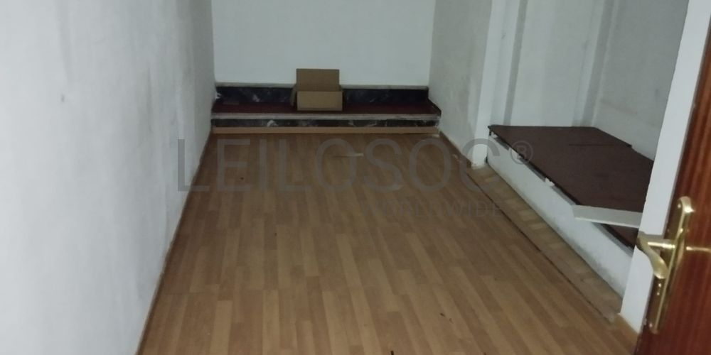 Proporção de 1/2 de Edifício · Setúbal 14