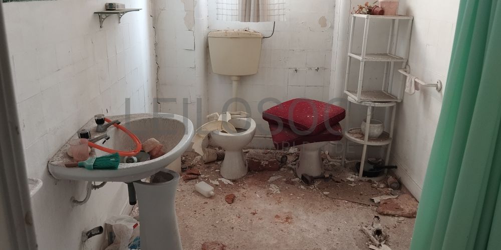 Proporção de 1/2 de Edifício · Setúbal 10