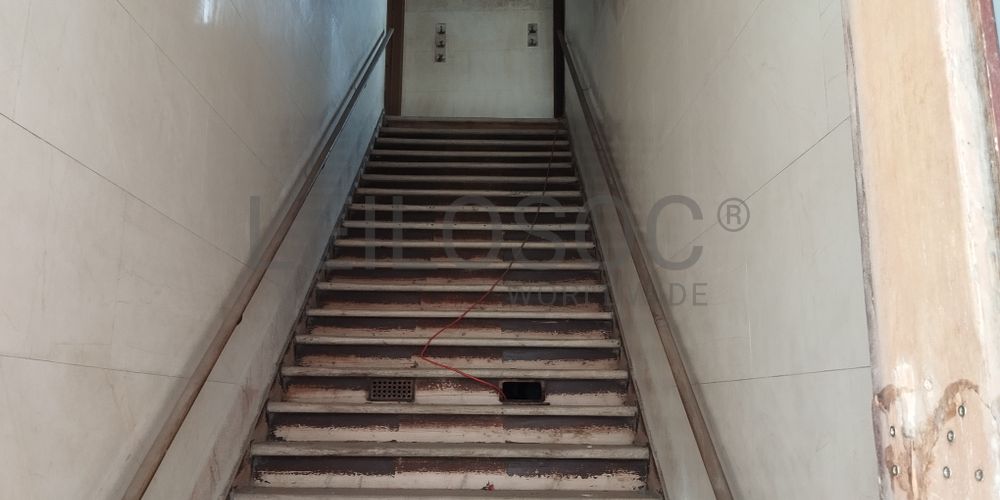 Proporção de 1/2 de Edifício · Setúbal 6