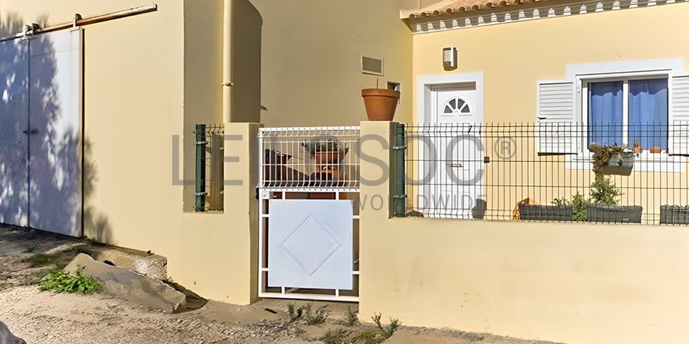 Moradia V2 + Terreno · Tavira, Faro 24