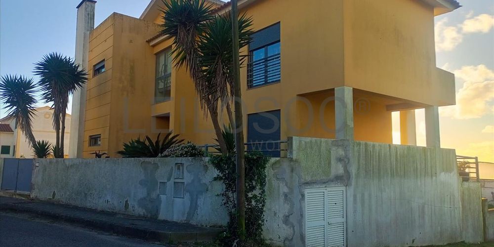 Proporção de 1/2 de Moradia V5 · Silveira, Torres Vedras