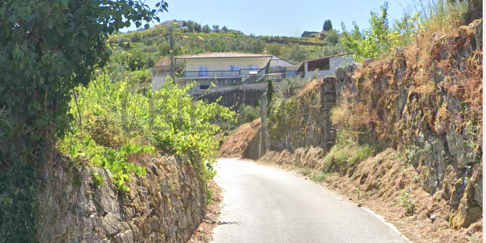 Proporção de 1/2 de Terreno · Barrô, Resende 2