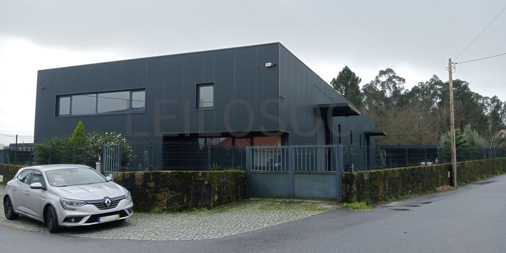 Direito de Superfície de Armazém · Lijó, Barcelos