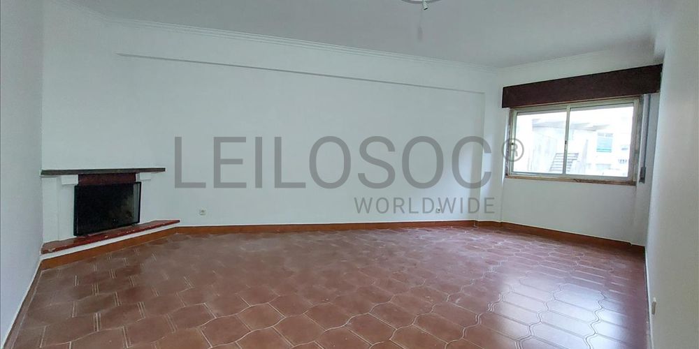 Apartamento T2 · Rio de Mouro, Sintra 7
