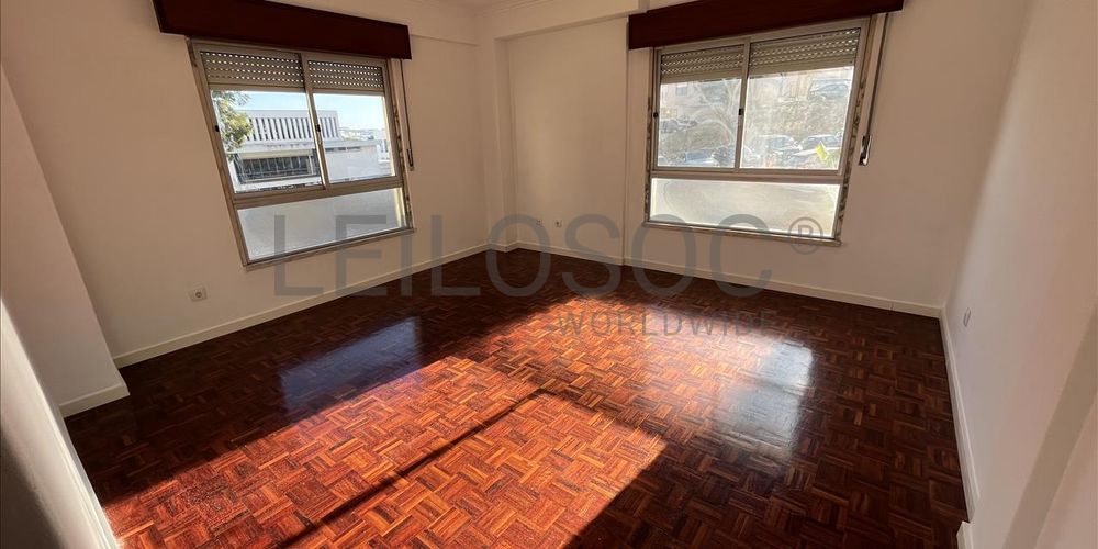 Apartamento T2 · Sintra, Lisboa 11