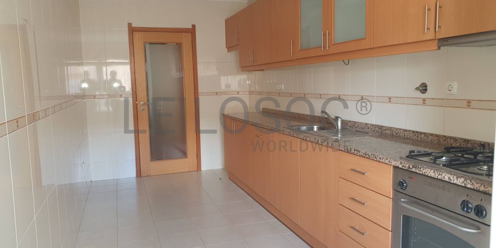 Apartamento T2 · Gondomar, Porto  (2/5)