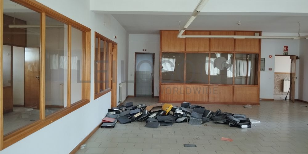 Edifício · Oliveira do Hospital, Coimbra  17