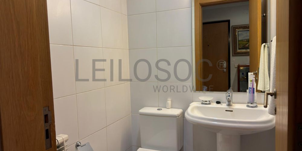 Apartamento T2 + Lugar de Garagem e Arrumos · Boavista, Porto 15