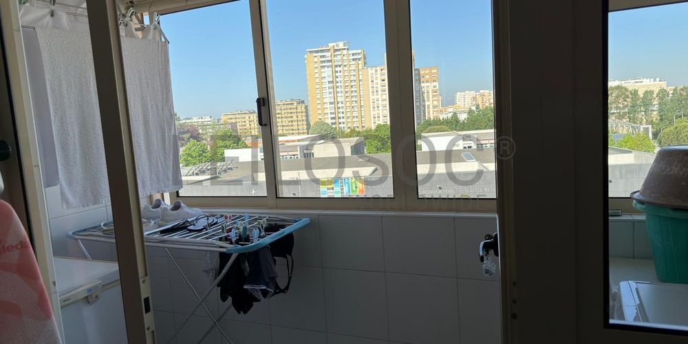 Apartamento T2 + Lugar de Garagem e Arrumos · Boavista, Porto 10
