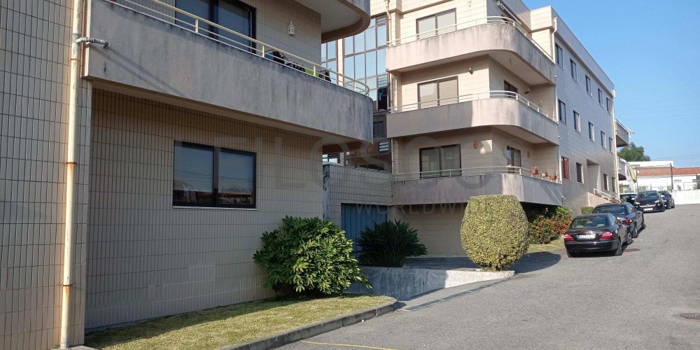 Garagem · Serzedo, Vila Nova de Gaia 2