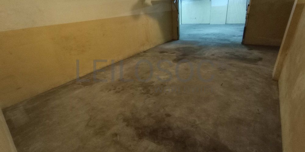 Garagem · Serzedo, Vila Nova de Gaia 7